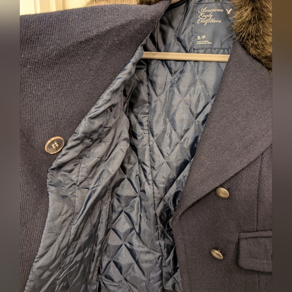 American Eagle super cute Faux Fur Coat Women's Size Small - Picture 3 of 7